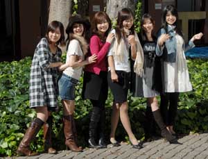 ���f���B�e���